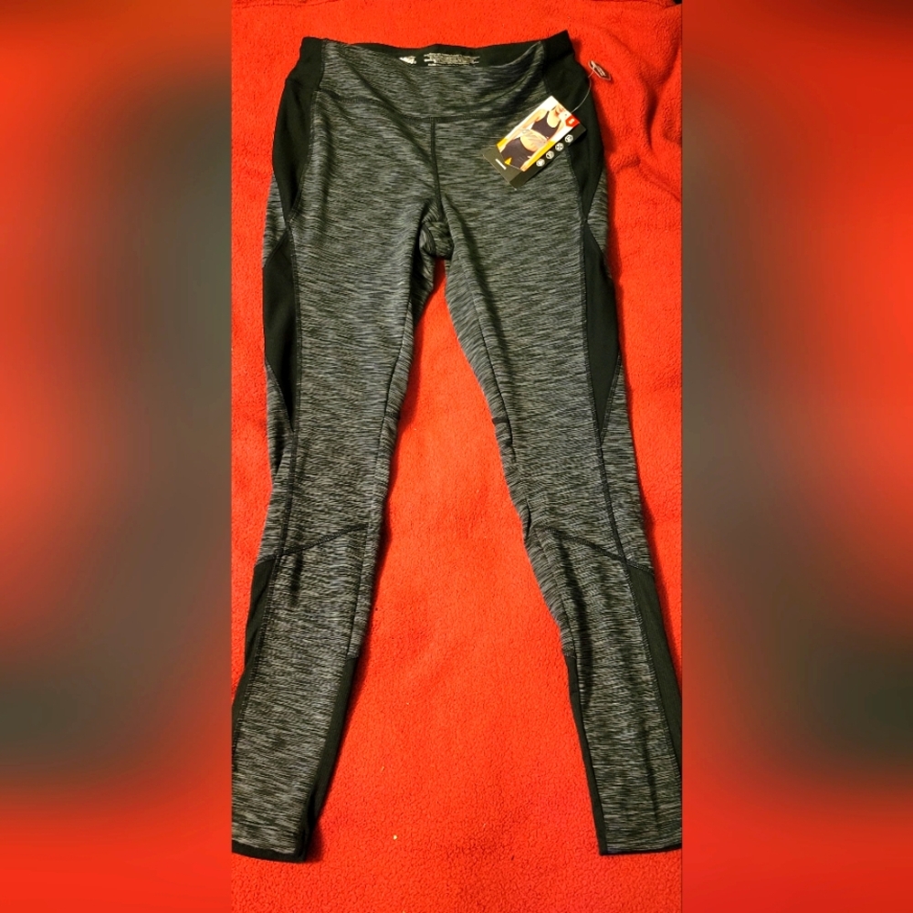 AVIA Charcoal and Black Performance Leggings, Size Small